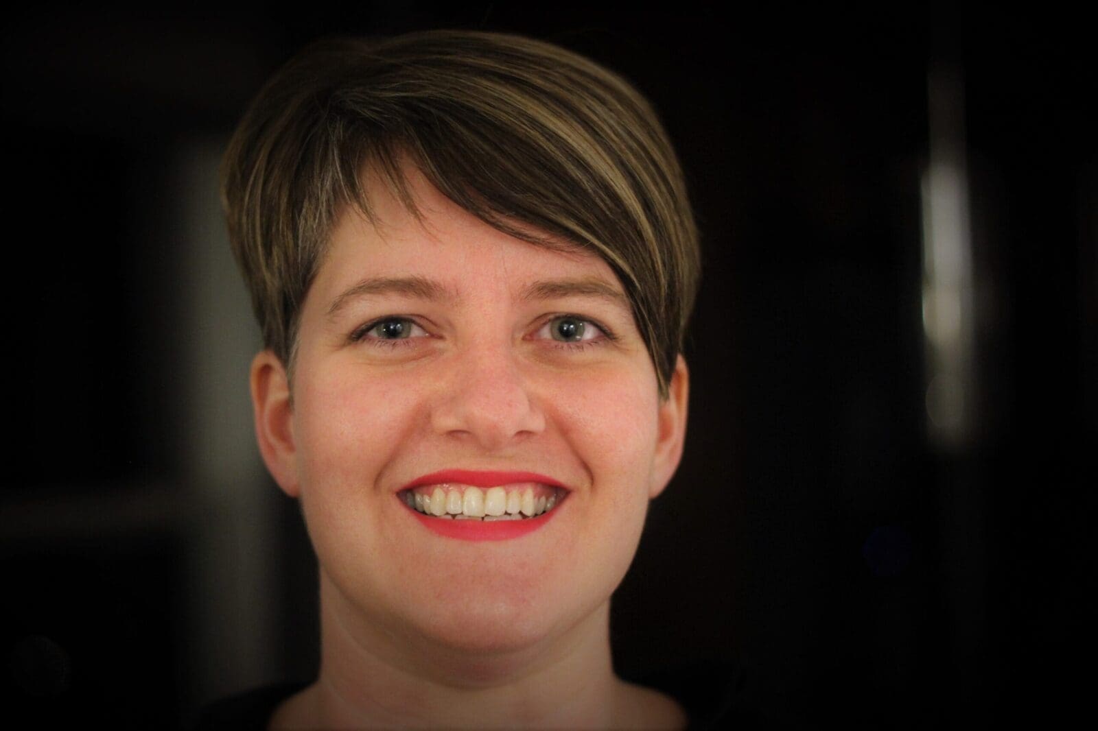 Amy Ells, who works in Canadian government, is the pioneer of virtual Measure Galleries